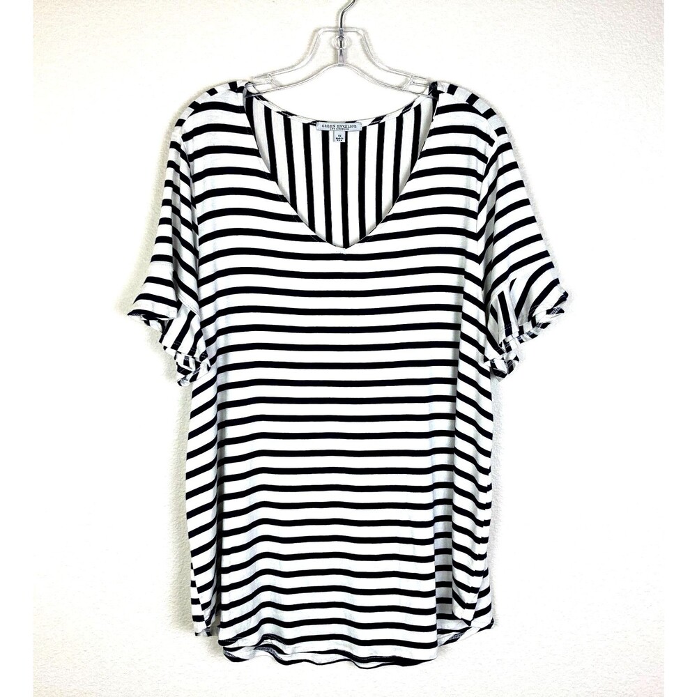 Green Envelope Women's Shirt Size 1X Black & White Striped Short Ruffled Sleeve